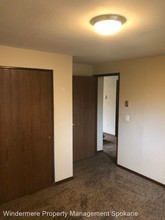 2224 E Courtland Ave in Spokane, WA - Building Photo - Building Photo