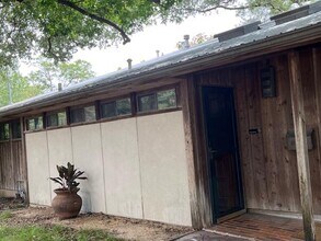 1211 Ruth Ave in Austin, TX - Building Photo - Building Photo