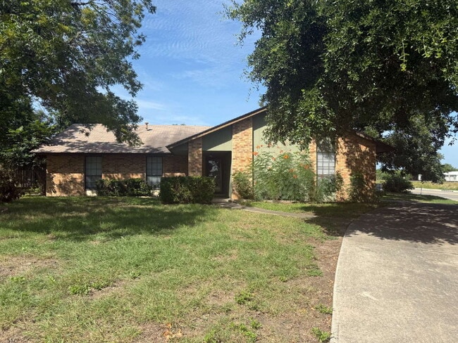 property at 912 Spring Hill Dr