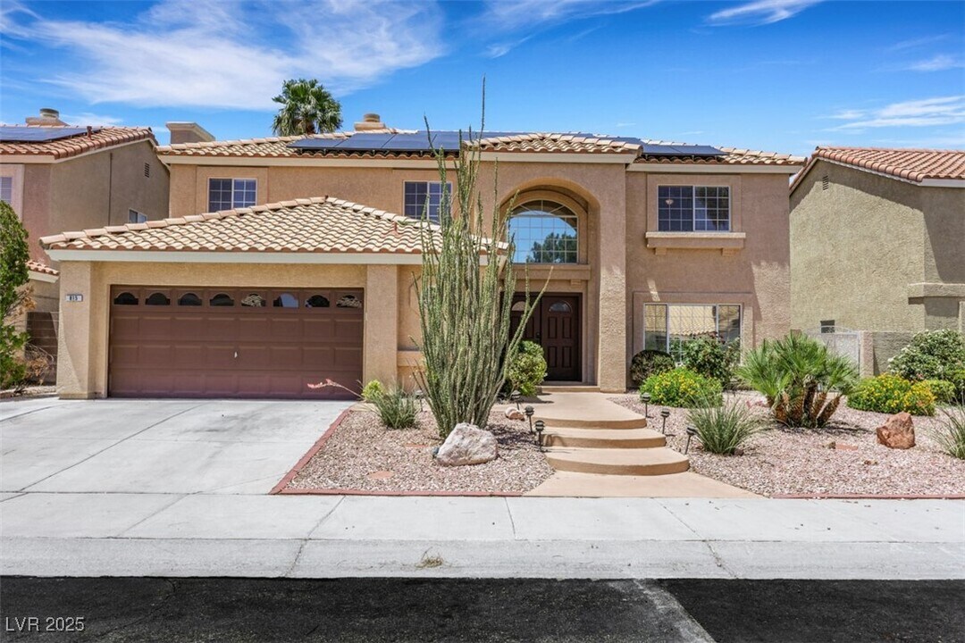 815 Stillwater Ln in Henderson, NV - Building Photo