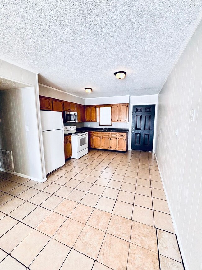 property at 201 E Baldwin