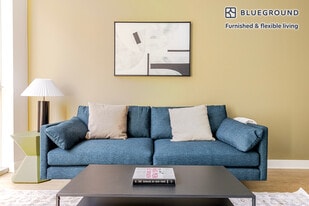 201 N Garland Ct in Chicago, IL - Building Photo