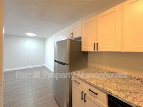 3738 Central Ave in Ft. Myers, FL - Building Photo - Building Photo
