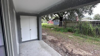 164 Julie Ln, Unit 1 in Auburndale, FL - Building Photo - Building Photo