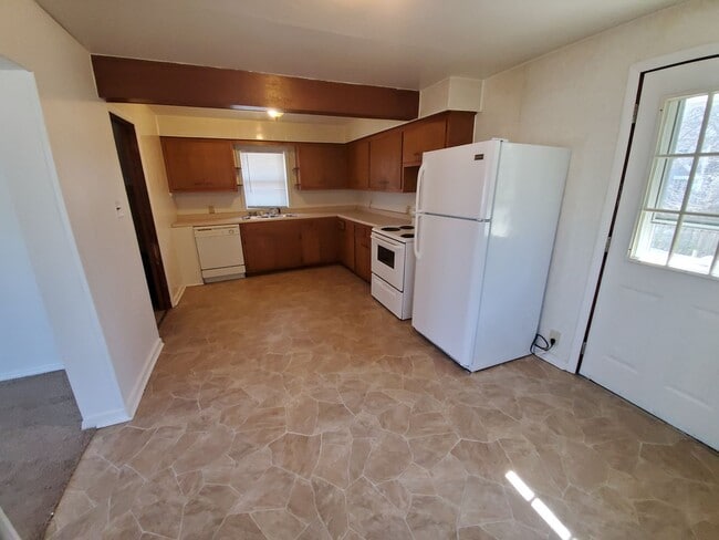 property at 935 Dousman St