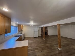 1185 E Grover St in Lynden, WA - Building Photo - Building Photo