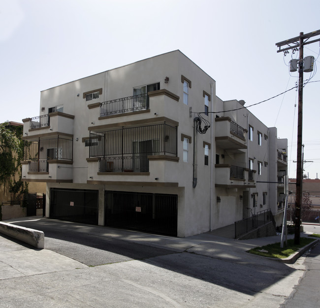 11727 Texas Ave in Los Angeles, CA - Building Photo - Building Photo