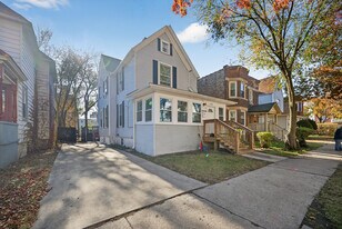 1112 Garnett Pl in Evanston, IL - Building Photo