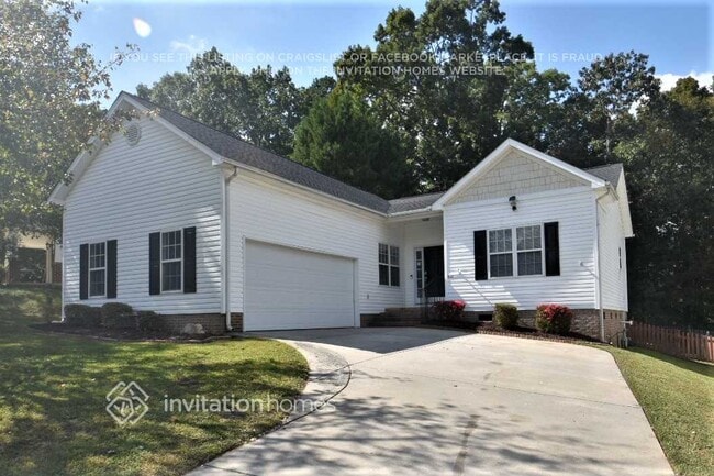 737 Continental Dr in Concord, NC - Building Photo - Building Photo