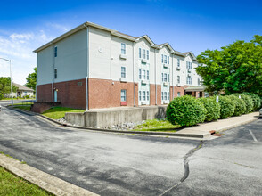 Cottages of Frankfort - SENIOR Community in Frankfort, KY - Building Photo - Building Photo