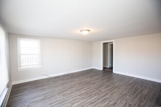 6408 Gilbert Dr in Little Rock, AR - Building Photo - Building Photo