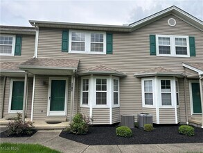 6913 Tippecanoe Rd in Canfield, OH - Building Photo - Building Photo