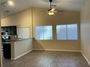 6120 Browning Way in Las Vegas, NV - Building Photo - Building Photo