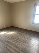 11608 Tonsing Dr in Garfield Heights, OH - Building Photo - Building Photo