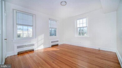 711 N Broom St in Wilmington, DE - Building Photo - Building Photo