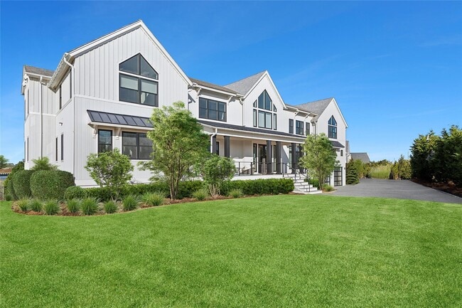 property at 102 Dune Rd
