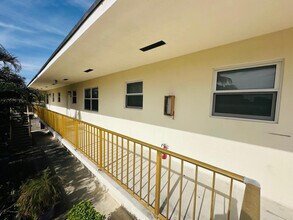 1609 S Federal Hwy in Lake Worth, FL - Building Photo - Building Photo