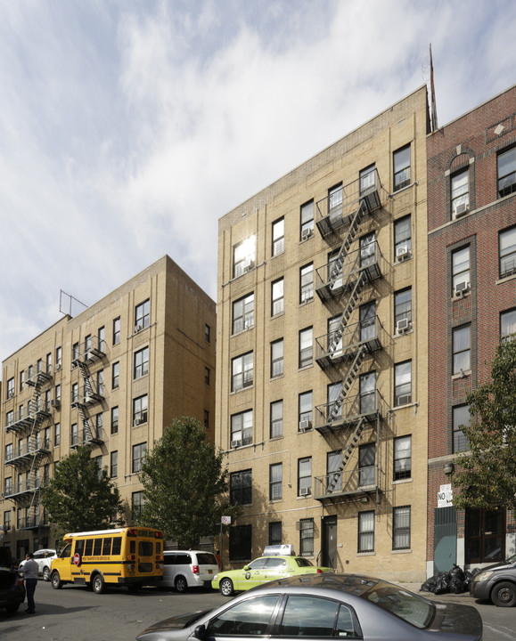 1385 Nelson Ave in Bronx, NY - Building Photo