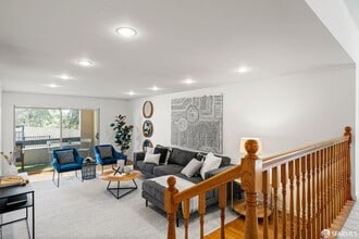 466 Crescent St in Oakland, CA - Building Photo - Building Photo