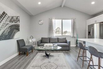 2022 Avenida Del Diablo, Unit ID1308385P in Escondido, CA - Building Photo - Building Photo