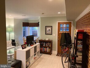 1721 New Jersey Ave NW in Washington, DC - Building Photo - Building Photo