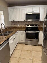 1540 Lake Crystal Dr in Royal Palm Beach, FL - Building Photo - Building Photo