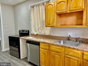 831 S 59th St in Philadelphia, PA - Building Photo - Building Photo