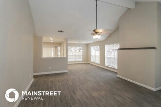 8328 O Hara Ln in Fort Worth, TX - Foto de edificio - Building Photo