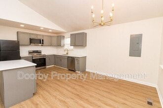 2310 Cushman St, Unit 1 Bedroom B807 in Chattanooga, TN - Foto de edificio - Building Photo