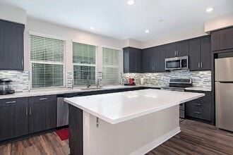 709 Anchor Ct in Chula Vista, CA - Building Photo - Building Photo