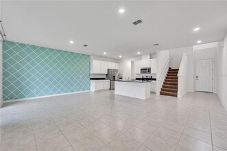 11532 Woodleaf Dr in Lakewood Ranch, FL - Building Photo - Building Photo