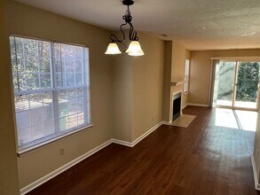 826 Selwyn Place Rd in Charlotte, NC - Building Photo - Building Photo