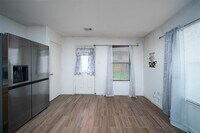 4211 Wayside Stream Ln photo'