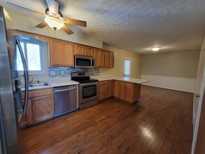 2432 Sawbury Blvd in Columbus, OH - Building Photo - Building Photo