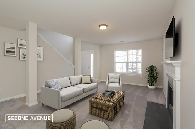 4025 Cindy Woods Ln in Charlotte, NC - Foto de edificio - Building Photo