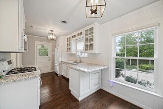 4006 University Blvd in Houston, TX - Building Photo - Building Photo
