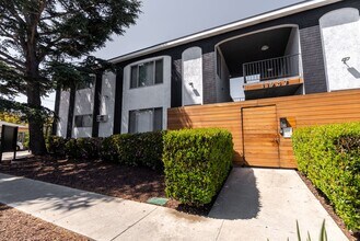 11937 Avon Way in Los Angeles, CA - Foto de edificio - Building Photo