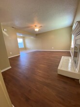 4038 Walnut Park Cir in Garland, TX - Building Photo - Building Photo