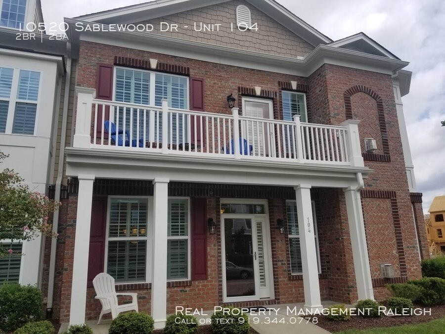 10520 Sablewood Dr-Unit -Unit 104 in Raleigh, NC - Foto de edificio