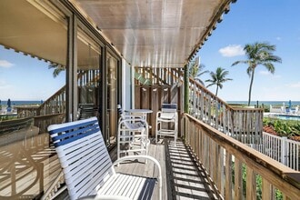 2355 NE Ocean Blvd, Unit 17A in Stuart, FL - Building Photo - Building Photo