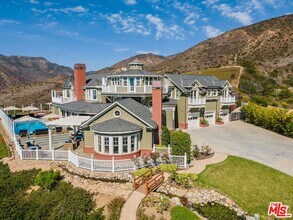 6277 Sea Star Dr in Malibu, CA - Building Photo - Building Photo