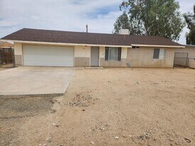 5519 Abronia Ave in Twentynine Palms, CA - Building Photo