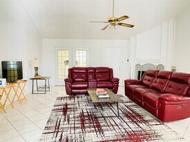 507 Shenandoah Dr in Richmond, TX - Building Photo