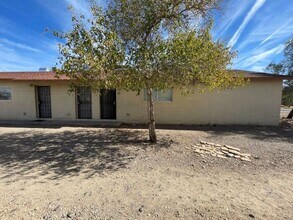 2508 E Mobile Ln in Phoenix, AZ - Building Photo - Building Photo