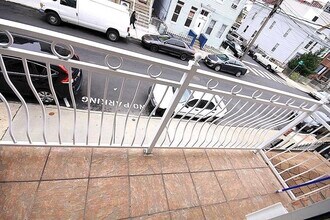 156 Congress St in Jersey City, NJ - Building Photo - Building Photo