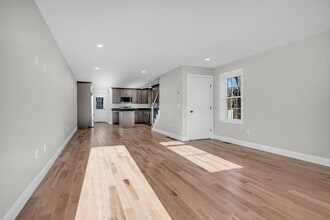 88 Main St in Westminster, MA - Building Photo - Building Photo