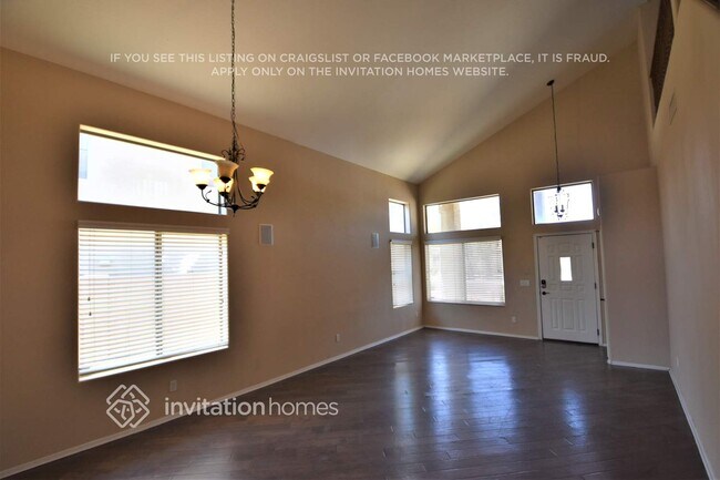 3715 W St Kateri Dr in Phoenix, AZ - Building Photo - Building Photo