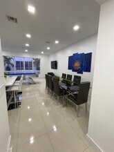 6650 NW 104th Path in Medley, FL - Building Photo - Building Photo