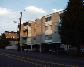 Green Lake Park View Apartments in Seattle, WA - Building Photo - Other