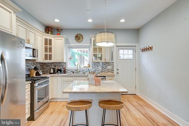 property at 1509 Dorrance St